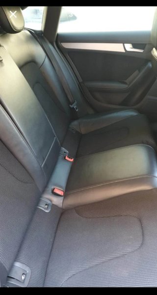 Audi Blanco Puertas Abiertas