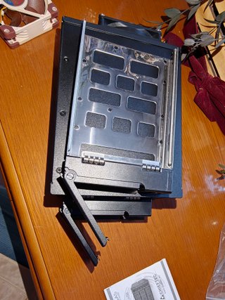 Chieftec CMR-2131SAS Rack Hotswap 3HDDs