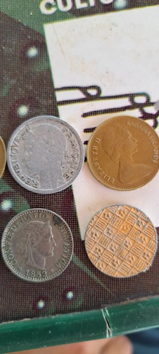 Lote monedas antiguas. Por separado 10€