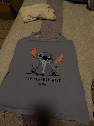 Camiseta Morada con Estampado de Stitch