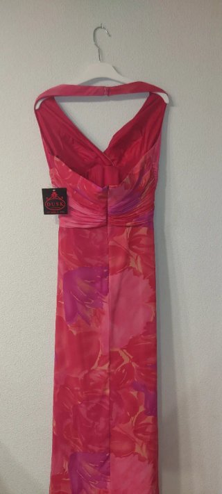 Vestido largo estampado floral. El Corte Inglés