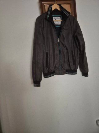 Cazadora bomber Sport & Street Talla m por 7 euros