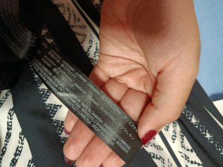 Elegante camisa negra