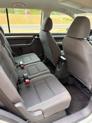 Volkswagen Touran 2015