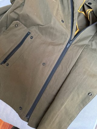 Parka Zara entretiempo verde