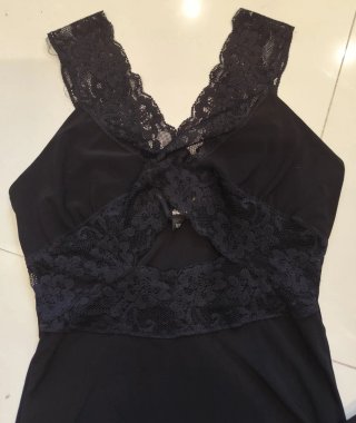 Vestido largo negro con encaje