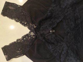 Vestido largo negro con encaje