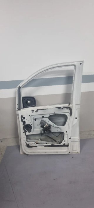 Puerta Mercedes Vito W639
