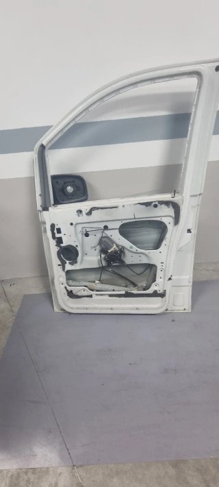 Puerta Mercedes Vito W639