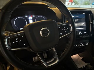 Volvo XC40 hibrid r design