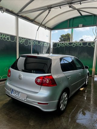Wolkswagen Golf 5 2004