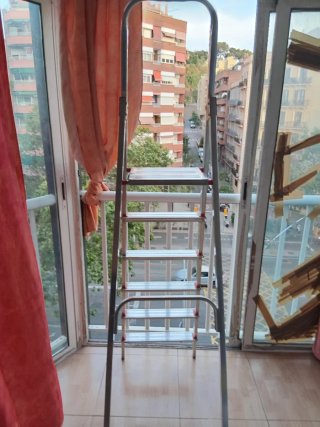 Escalera 6 peldaños aluminio