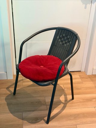 URGE - Silla con reposabrazos