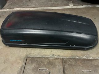 Cofre coche Beamude 4100 utilizado en 4 viajes.