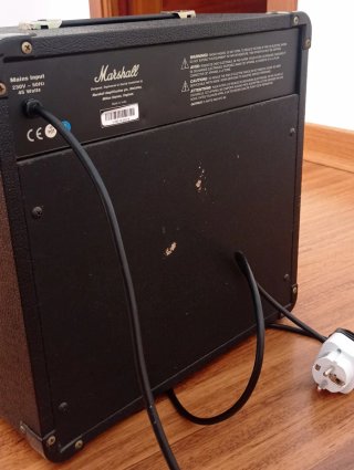 Amplificador efectos guitarra eléctrica Marshall