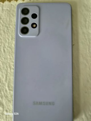 Samsung Galaxy A52 128G con custodia verde