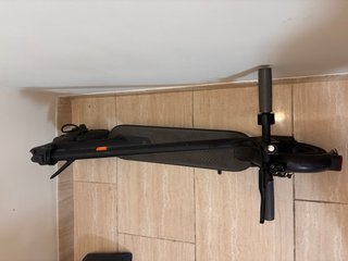 Patinete Eléctrico Xiaomi con Cargador