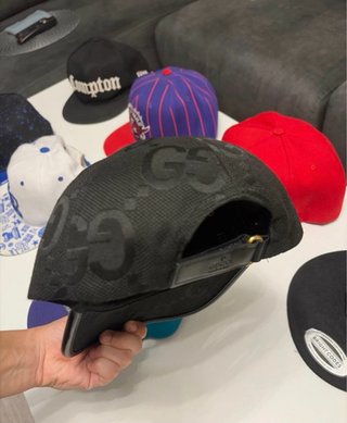 Colección 8 Gorras Planas en muy buen estado