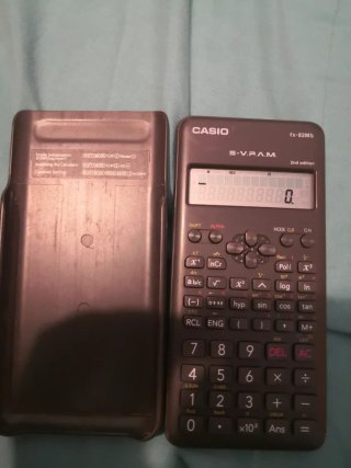 Calculadora Científica Casio fx-82MS (2ª Ed)