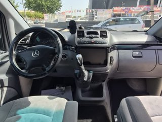 Mercedes-Benz Viano 2004