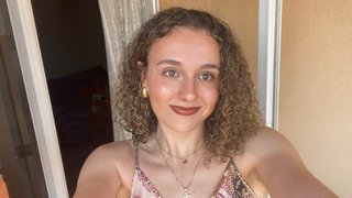 Profesora de matemáticas online.