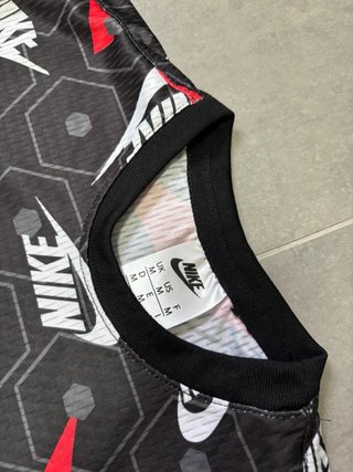 Conjunto Nike Camiseta y Pantalón Corto