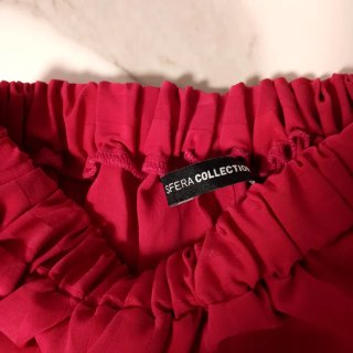 Blusa roja sin mangas