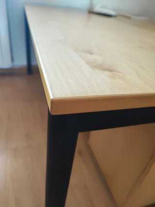 Mesa de escritorio angular madera y metal
