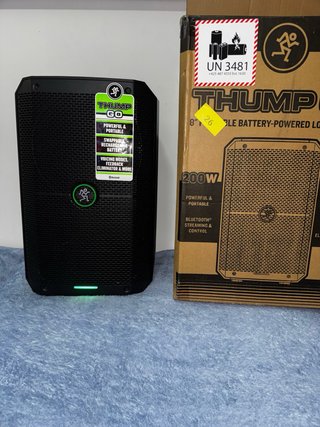 Altavoz Mackie Thump Go Portátil Batería