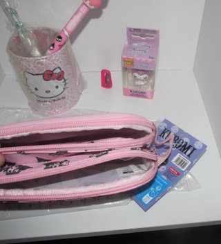 Conjunto Escolar Hello Kitty/ Kuromi Sanrio