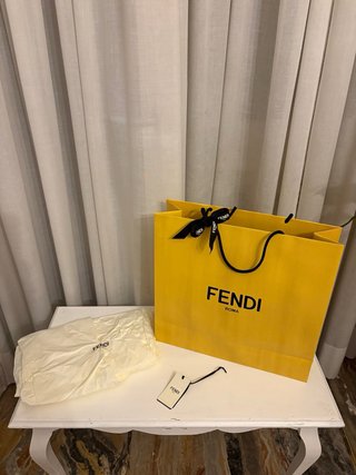Busta Fendi  con Fiocco