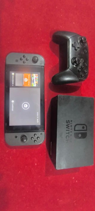 Nintendo Switch + Mando Pro + Dock