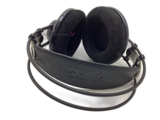 diadema akg k702
