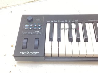 teclado electronico nektar impact gx61