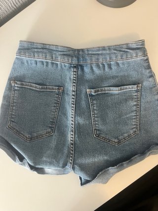 Lote 3 Vaqueros Cortos Bershka