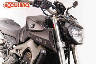 YAMAHA MT 09