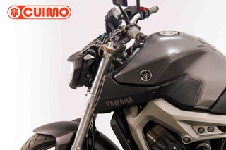 YAMAHA MT 09