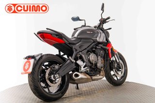 TRIUMPH TRIDENT 660