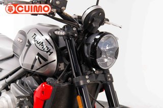 TRIUMPH TRIDENT 660