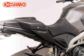 YAMAHA MT 09