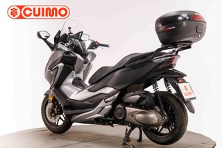 HONDA FORZA 300