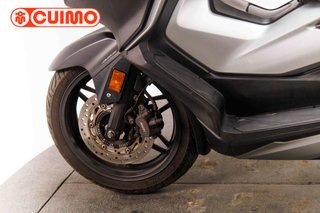 HONDA FORZA 300