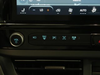 Ford Grand Tourneo Custom BEV 64kWh L2 Titanium X 160 kW (218 CV)