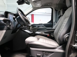 Ford Grand Tourneo Custom BEV 64kWh L2 Titanium X 160 kW (218 CV)