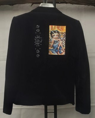 Americana Vintage Pre-Loved