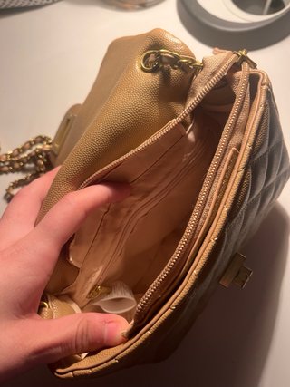 Bolso marrón con cadena dorada,elegante y nuevo