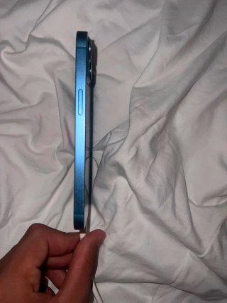 iPhone 14 Azul Roto