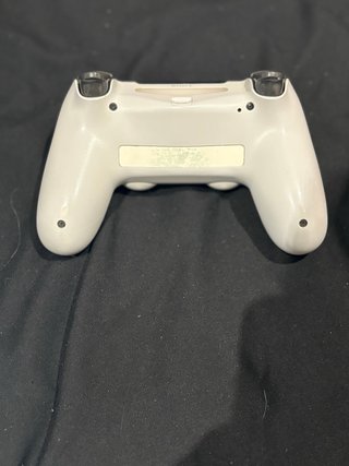 Consola PS4 Pro Blanca + 4Juegos + 1 mandl