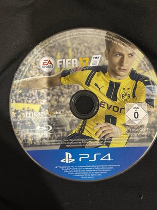 Consola PS4 Pro Blanca + 4Juegos + 1 mandl