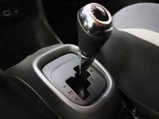 Toyota Aygo 1.0 70 x-play 53 kW (72 CV)